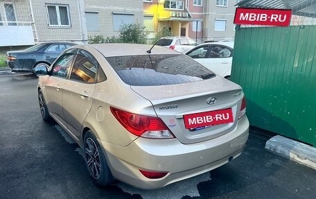 Hyundai Solaris II рестайлинг, 2011 год, 667 000 рублей, 6 фотография