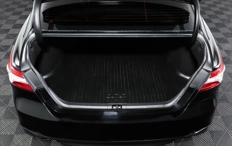 Toyota Camry, 2018 год, 2 100 000 рублей, 9 фотография