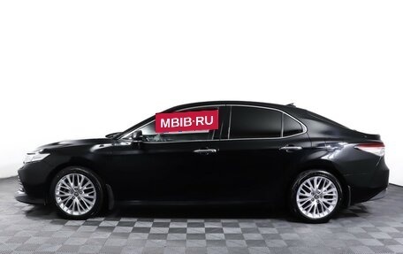 Toyota Camry, 2018 год, 2 100 000 рублей, 8 фотография