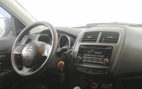 Mitsubishi ASX I рестайлинг, 2014 год, 1 175 000 рублей, 11 фотография