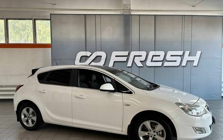 Opel Astra J, 2011 год, 585 000 рублей, 4 фотография