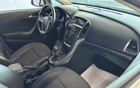 Opel Astra J, 2011 год, 585 000 рублей, 14 фотография