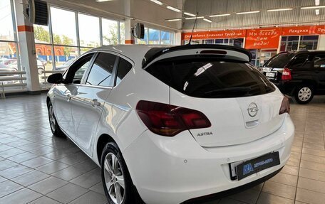 Opel Astra J, 2011 год, 585 000 рублей, 7 фотография