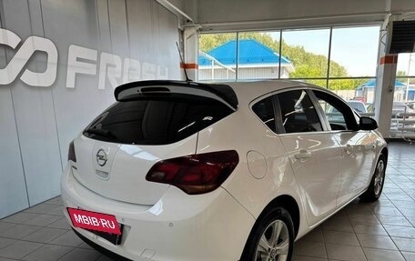 Opel Astra J, 2011 год, 585 000 рублей, 5 фотография