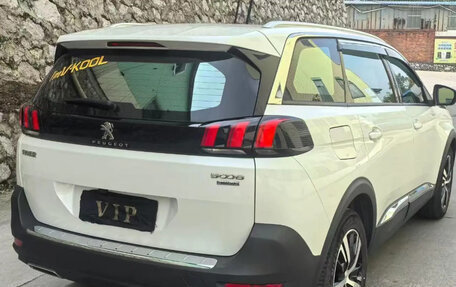Peugeot 5008 II, 2021 год, 1 758 000 рублей, 4 фотография