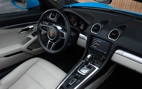 Porsche Boxster, 2017 год, 4 790 000 рублей, 30 фотография