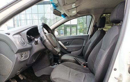 Renault Logan II, 2014 год, 354 000 рублей, 20 фотография