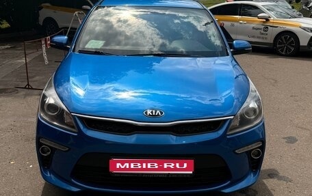 KIA Rio IV, 2019 год, 1 470 000 рублей, 2 фотография