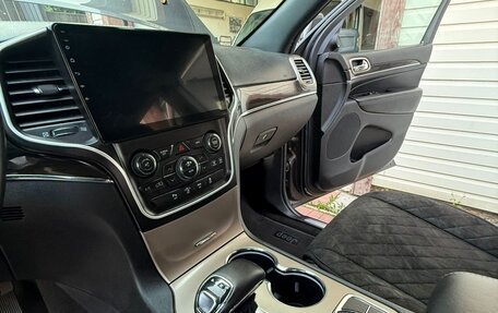 Jeep Grand Cherokee, 2014 год, 2 190 000 рублей, 15 фотография