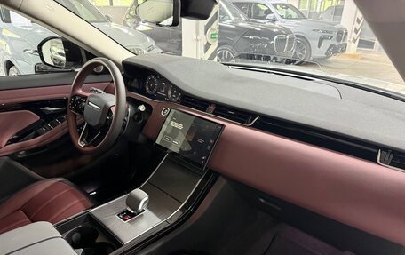 Land Rover Range Rover Evoque II, 2024 год, 6 700 000 рублей, 31 фотография