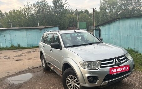 Mitsubishi Pajero Sport II рестайлинг, 2014 год, 1 700 000 рублей, 3 фотография