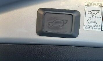 Toyota RAV4, 2018 год, 1 800 000 рублей, 14 фотография