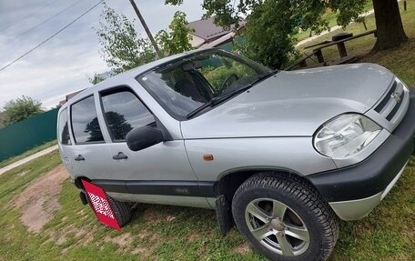 Chevrolet Niva I рестайлинг, 2008 год, 520 000 рублей, 3 фотография