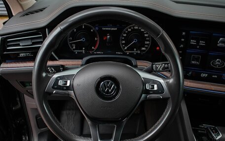 Volkswagen Touareg III, 2019 год, 5 500 000 рублей, 17 фотография