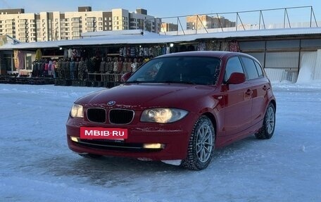 BMW 1 серия, 2011 год, 950 000 рублей, 24 фотография