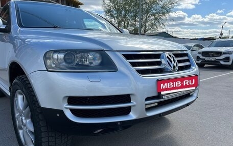 Volkswagen Touareg III, 2006 год, 980 000 рублей, 2 фотография