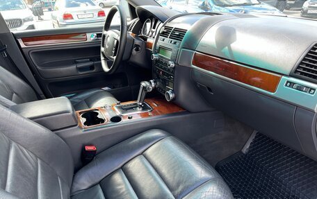 Volkswagen Touareg III, 2006 год, 980 000 рублей, 11 фотография