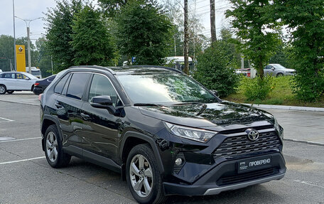 Toyota RAV4, 2020 год, 2 890 000 рублей, 3 фотография