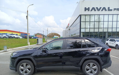 Toyota RAV4, 2020 год, 2 890 000 рублей, 10 фотография