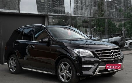 Mercedes-Benz M-Класс, 2014 год, 2 987 000 рублей, 3 фотография