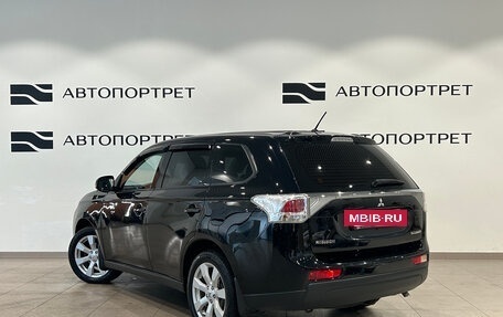 Mitsubishi Outlander III рестайлинг 3, 2013 год, 1 199 000 рублей, 5 фотография