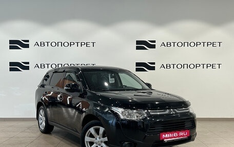 Mitsubishi Outlander III рестайлинг 3, 2013 год, 1 199 000 рублей, 9 фотография