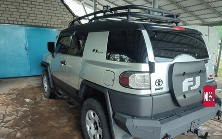 Toyota FJ Cruiser, 2006 год, 3 200 000 рублей, 4 фотография