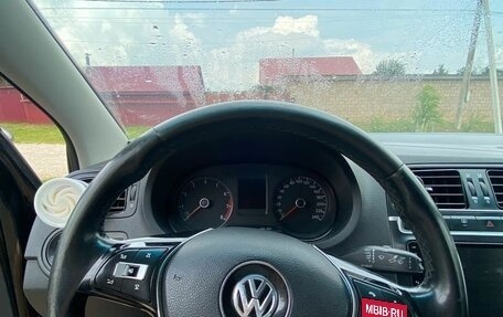 Volkswagen Polo VI (EU Market), 2017 год, 720 000 рублей, 3 фотография