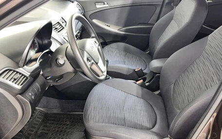 Hyundai Solaris II рестайлинг, 2015 год, 849 000 рублей, 13 фотография