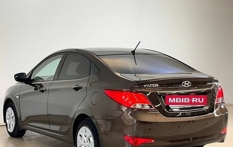 Hyundai Solaris II рестайлинг, 2015 год, 849 000 рублей, 5 фотография