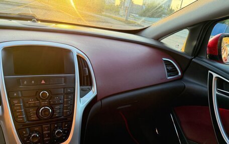 Opel Astra J, 2013 год, 910 000 рублей, 10 фотография