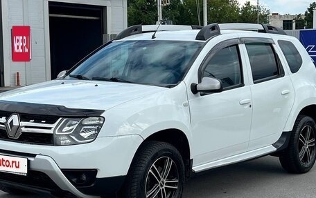 Renault Duster I рестайлинг, 2015 год, 955 000 рублей, 2 фотография
