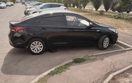 Hyundai Solaris II рестайлинг, 2018 год, 1 100 000 рублей, 13 фотография