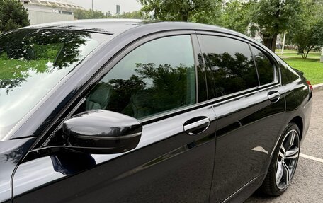 BMW 7 серия, 2018 год, 4 300 000 рублей, 3 фотография