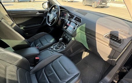 Volkswagen Tiguan II, 2020 год, 2 750 000 рублей, 17 фотография