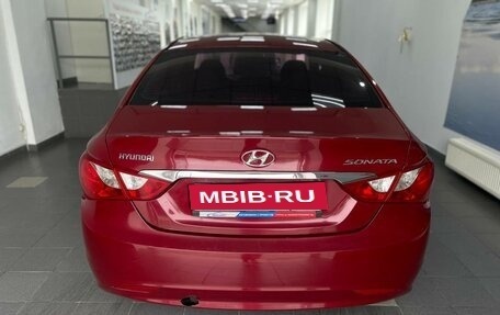 Hyundai Sonata VI, 2012 год, 999 000 рублей, 8 фотография