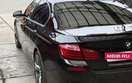 BMW 5 серия, 2014 год, 1 690 000 рублей, 3 фотография