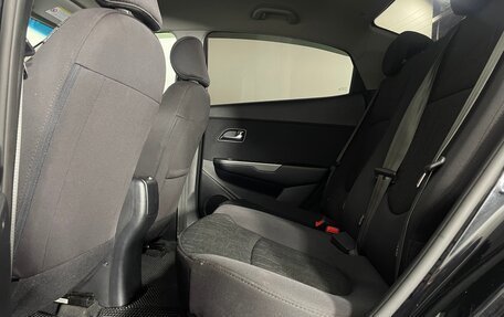 KIA Rio III рестайлинг, 2015 год, 1 217 000 рублей, 27 фотография