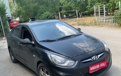 Hyundai Solaris II рестайлинг, 2011 год, 640 000 рублей, 1 фотография