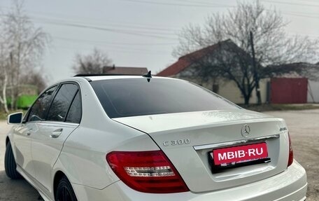 Mercedes-Benz C-Класс, 2012 год, 2 000 000 рублей, 7 фотография