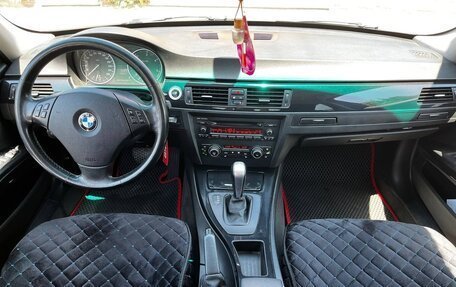 BMW 3 серия, 2010 год, 1 350 000 рублей, 8 фотография
