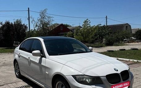 BMW 3 серия, 2010 год, 1 350 000 рублей, 3 фотография