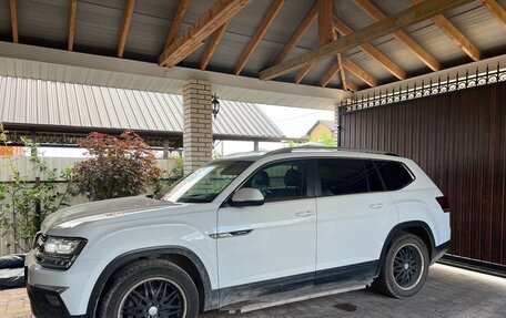 Volkswagen Teramont I, 2018 год, 3 300 000 рублей, 4 фотография