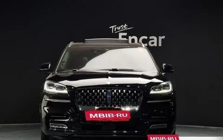 Lincoln Aviator II, 2021 год, 5 200 000 рублей, 2 фотография