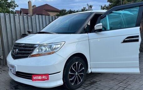 Honda Elysion I, 2006 год, 1 950 000 рублей, 4 фотография