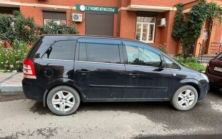 Opel Zafira C рестайлинг, 2011 год, 455 000 рублей, 3 фотография