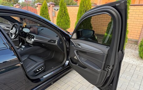 BMW 5 серия, 2020 год, 5 500 000 рублей, 13 фотография