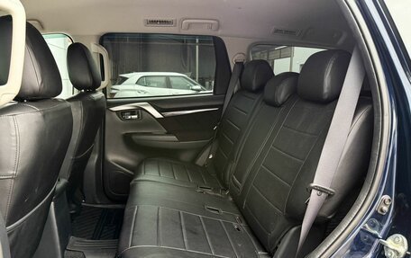 Mitsubishi Pajero Sport III рестайлинг, 2017 год, 2 315 000 рублей, 13 фотография