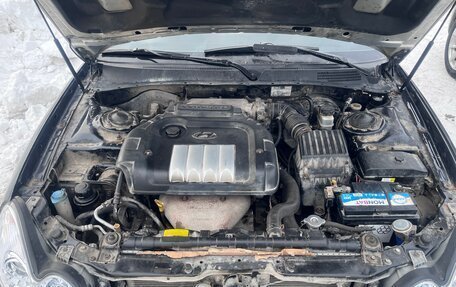 Hyundai Sonata IV рестайлинг, 2005 год, 280 000 рублей, 3 фотография