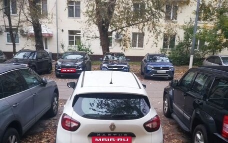 Renault Kaptur I рестайлинг, 2019 год, 1 500 000 рублей, 6 фотография